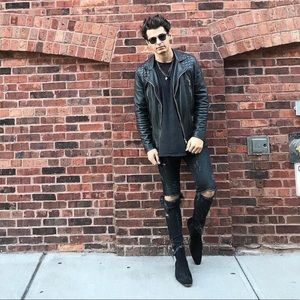 Biondi-r / Black Leather Suede